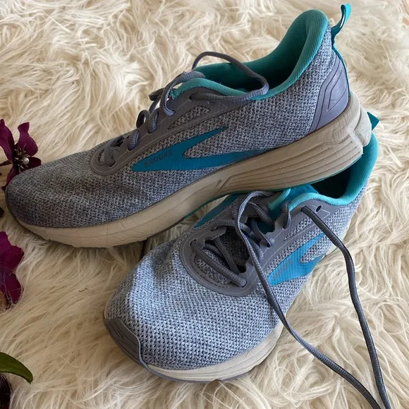 BROOKS Anthem 3 DNA athletic shoes