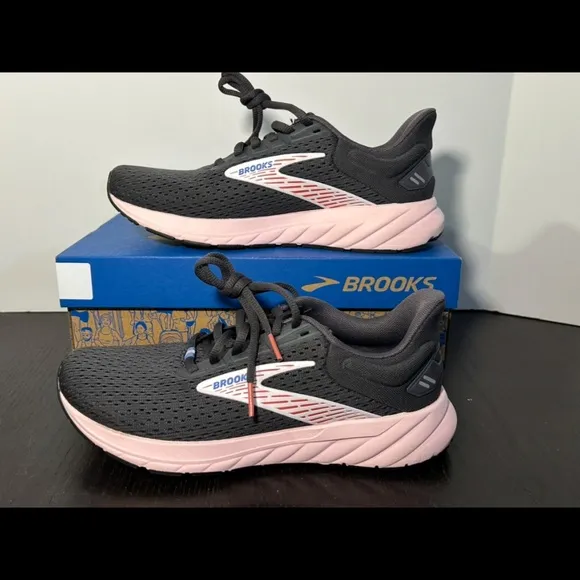 Brooks Anthem 6 Running Shoes Sneakers Black/Pink Womans Size 7.5