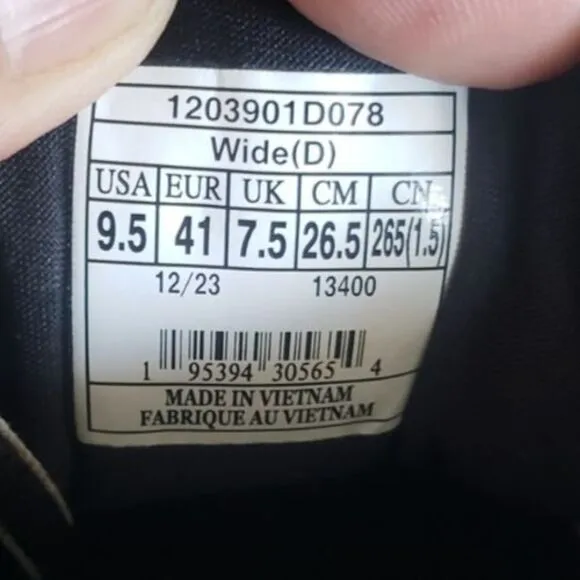 Brooks Ariel GTS 23 Women’s Size 9.5 D Wide Gray Running Shoes Sneakers
