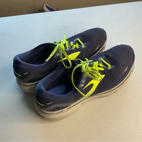 Brooks Men's Navy and Neon Green Athletic Shoes