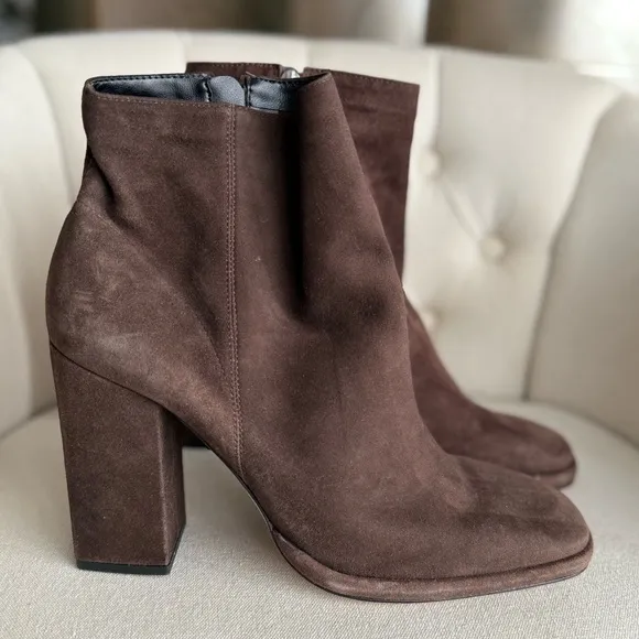 Brown Suede boots soft Heels