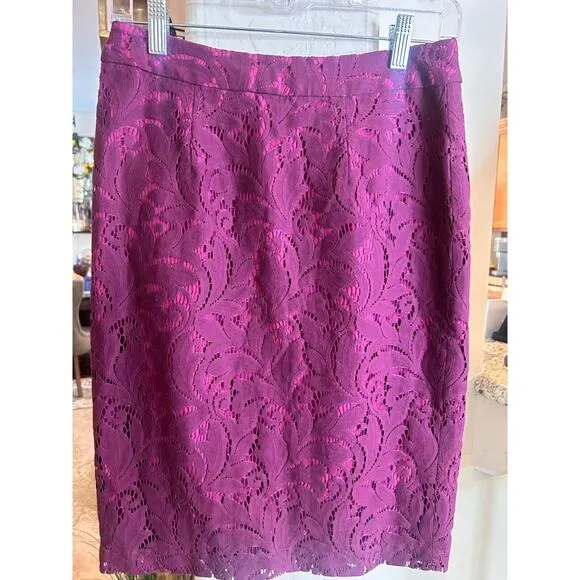 Cabi Frolic Plumberry Purple Pink Lace Overlay Pencil Skirt Size 2