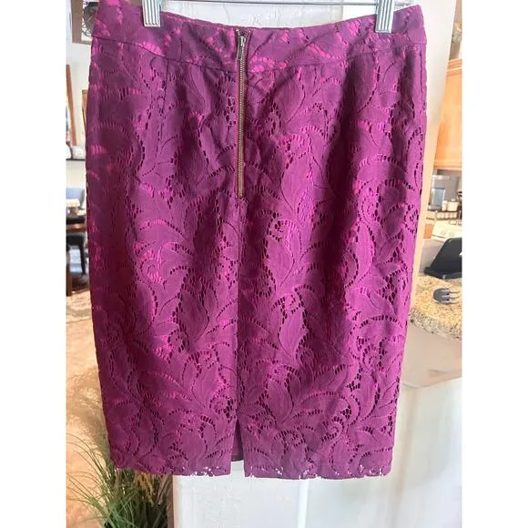 Cabi Frolic Plumberry Purple Pink Lace Overlay Pencil Skirt Size 2