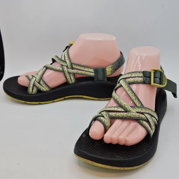 Chaco zcloud hiking outdoor sandals size 8