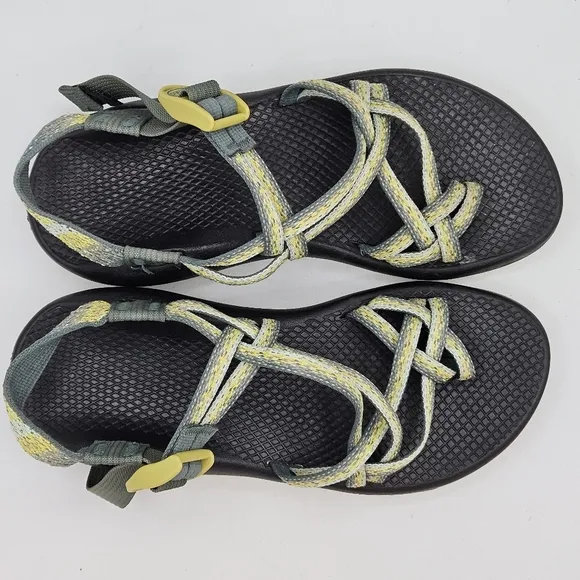 Chaco zcloud hiking outdoor sandals size 8