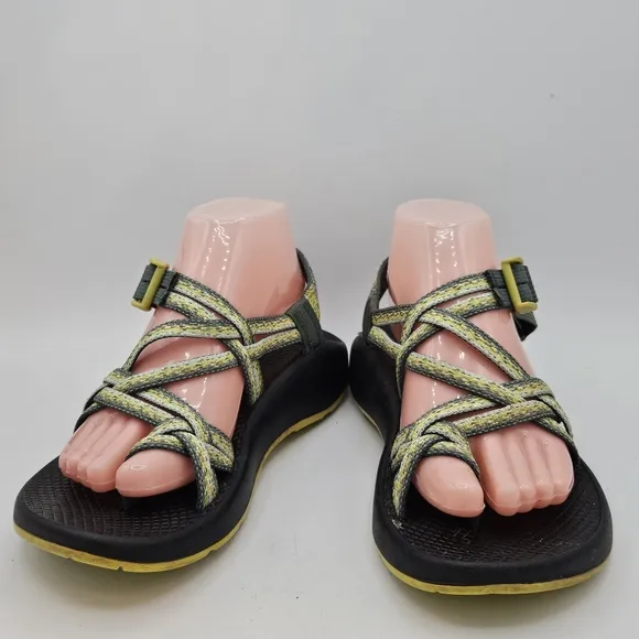Chaco zcloud hiking outdoor sandals size 8