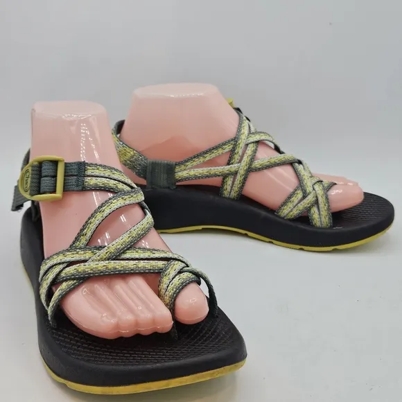 Chaco zcloud hiking outdoor sandals size 8