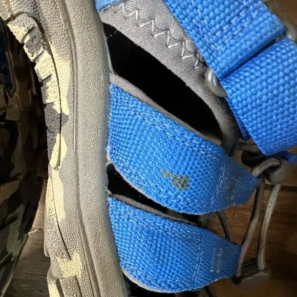 Childrens‎ Big Kids Keen Newport H2 Waterproof Blue Camo Shoes Sandals Size 7 Y