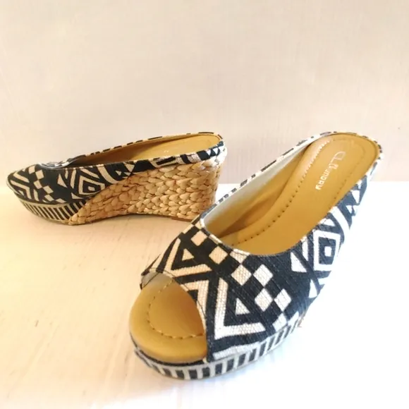 CL By Laundry Daysie Wedge Mule/Slides Size 8.5