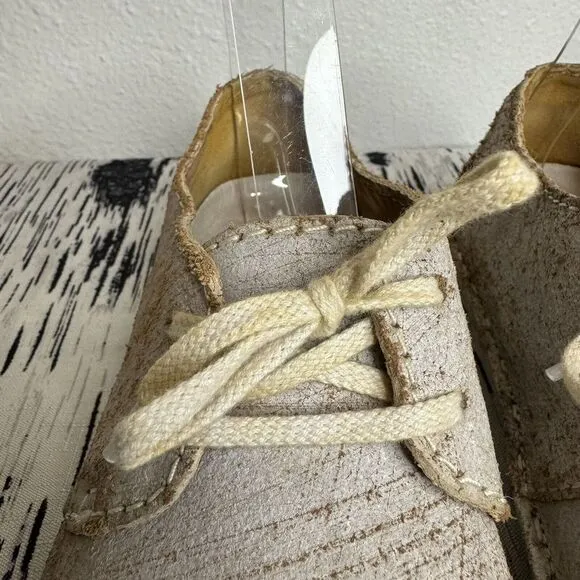 CLARKS Women's 7 Desert‎ Trek White Crackle Leather Ankle Shoes Lace Up