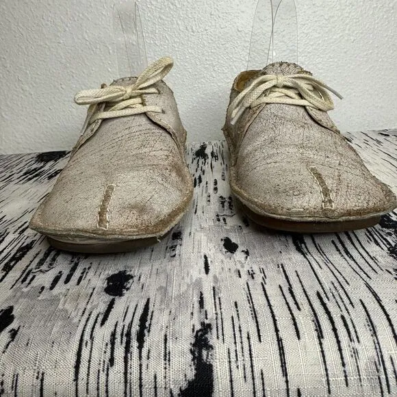 CLARKS Women's 7 Desert‎ Trek White Crackle Leather Ankle Shoes Lace Up