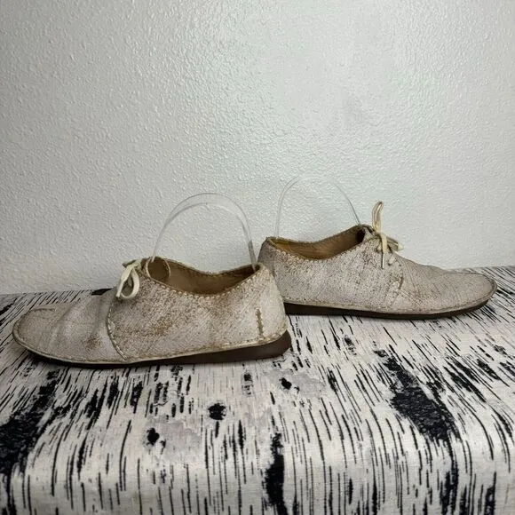 CLARKS Women's 7 Desert‎ Trek White Crackle Leather Ankle Shoes Lace Up