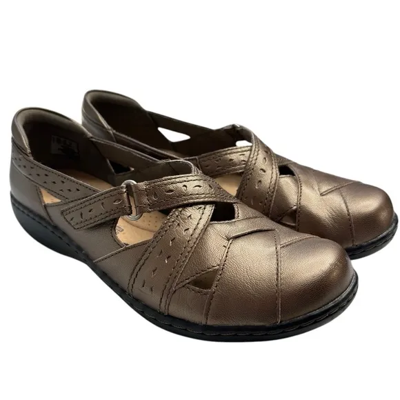 Clarks Womens Leather Ashland Spin Q Casual Shoes Size 7.5 Metallic Gold Brown