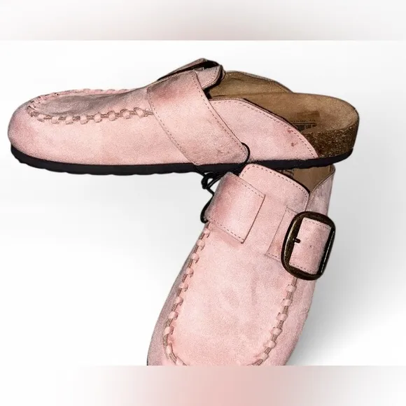 Cliffs by White Mountain Comfortable Pink Clogs With Buckle 8 Women’s New RARE