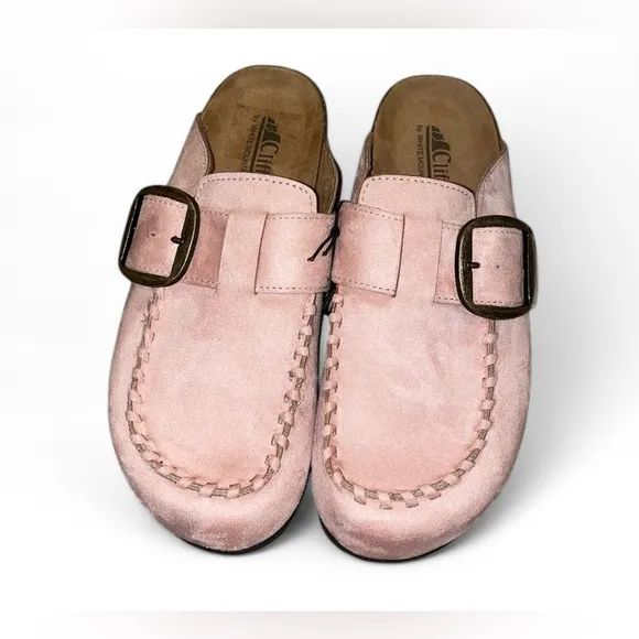 Cliffs by White Mountain Comfortable Pink Clogs With Buckle 8 Women’s New RARE