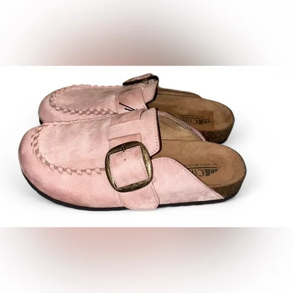 Cliffs by White Mountain Comfortable Pink Clogs With Buckle 8 Women’s New RARE
