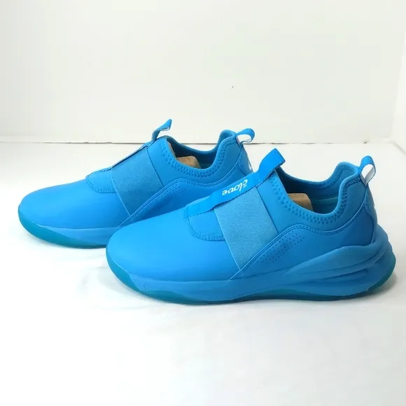 Clove Shoes Solo Auga Blue Healthcare Worker Comfortable Slip-on Sneakers Sz 8