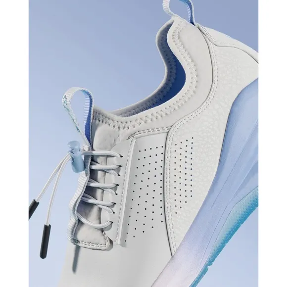 clove Women's Classic Sneaker in Grey Matter