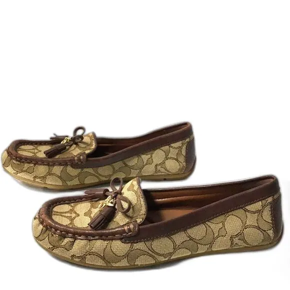 Coach Women's Signature Greenwich Loafers in Khaki/Saddle