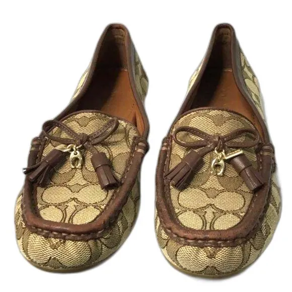 Coach Women's Signature Greenwich Loafers in Khaki/Saddle