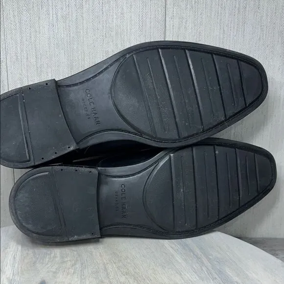 Cole Haan  Oxford Derby Shoes with Leather Upper and Rounded Toe