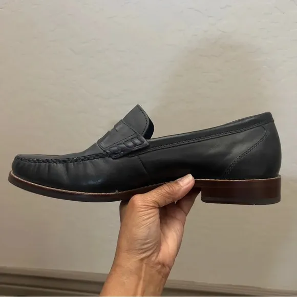 Colehaan size 9.5 Pinch blue leather shoes