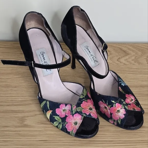 Comme il Faut Women’s Black Flower Velvet Argentine Tango Dance Heels Size 11