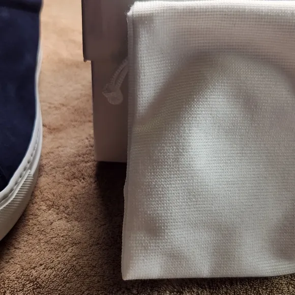 Common Projects NEW WITH BOX Retro Low In Suede BLUE