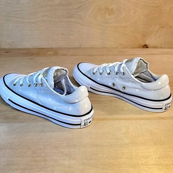 Converse All Star White and Gold Sneakers Canvas Low-Top Sneakers