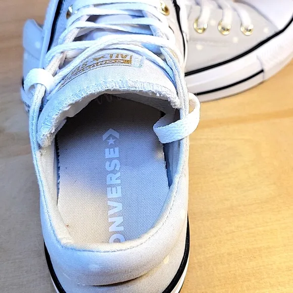 Converse All Star White and Gold Sneakers Canvas Low-Top Sneakers