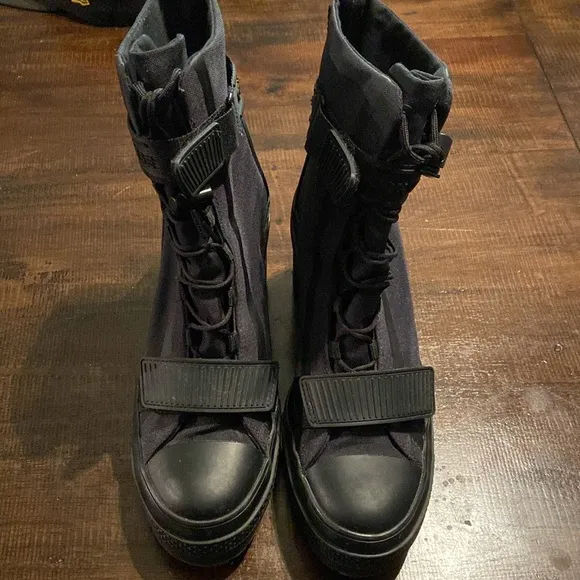 Converse Chuck Taylor All Star Gr82 High Top (Black Size 8) Womens Shoes