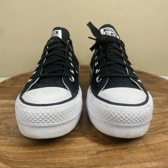 Converse Chuck Taylor Womens Black And White Size 7 Platform lift Low Top Shoes