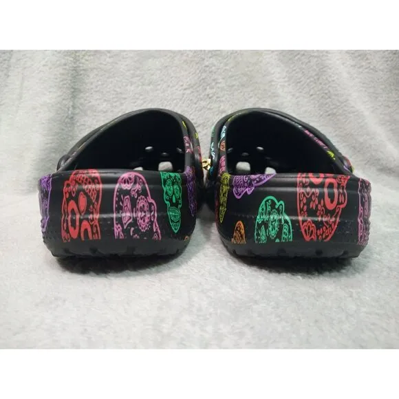Crocs Shoes Mens 11 Bistro Day of the Dead Clog Skulls Rare Limited Edition