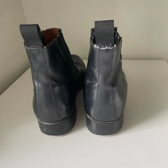 Dack's Leather Slip-on Chelsea Boots Shoes Mens 8 Black Versatile Modern Classic