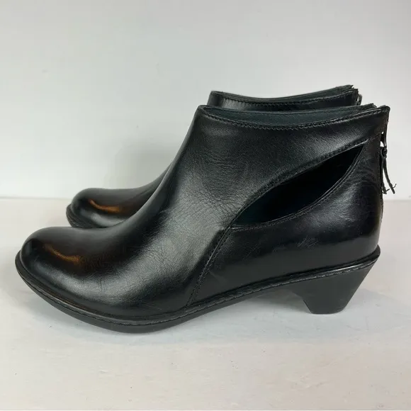 Dansko Bonita cutout smooth leather shoes / ankle booties