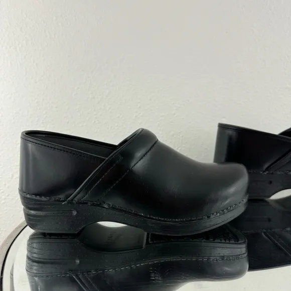 DANSKO Matte Black Leather Professional XP Waterproof Nurse Slip On Shoe Clog