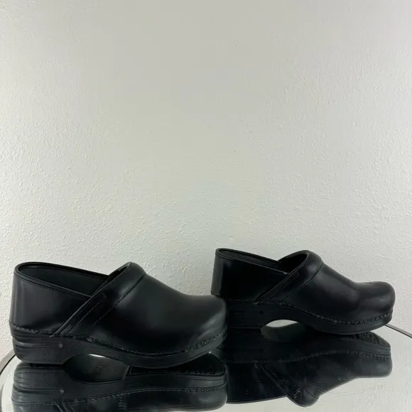 DANSKO Matte Black Leather Professional XP Waterproof Nurse Slip On Shoe Clog