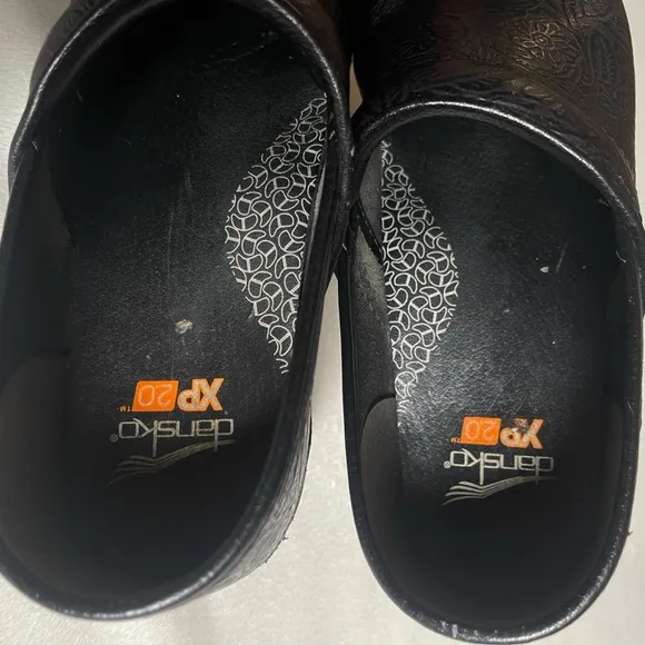 Dansko XP 2.0 Floral Black Tooled Leather Waterproof Slip Resistant Slide Clogs