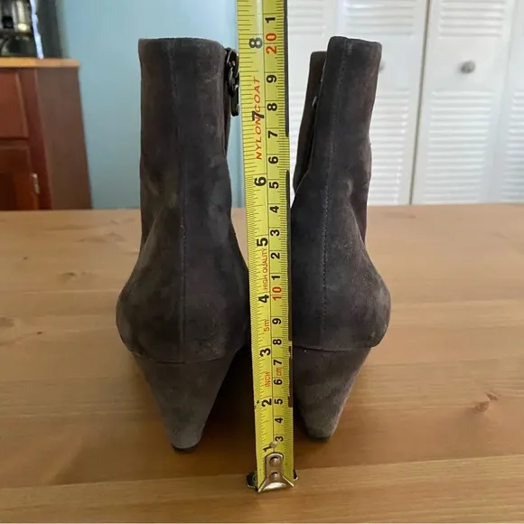 Donald Pliner Jae Women's Boots Sz 8.5 Gray Leather Side Zip Wedge Bootie Shoes