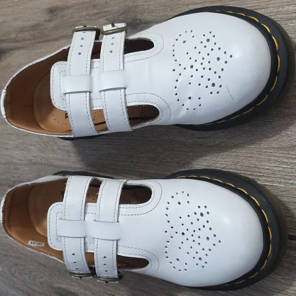Dr. Martens 8065 White Mary-Jane Platform Oxford Loafer Shoes 7