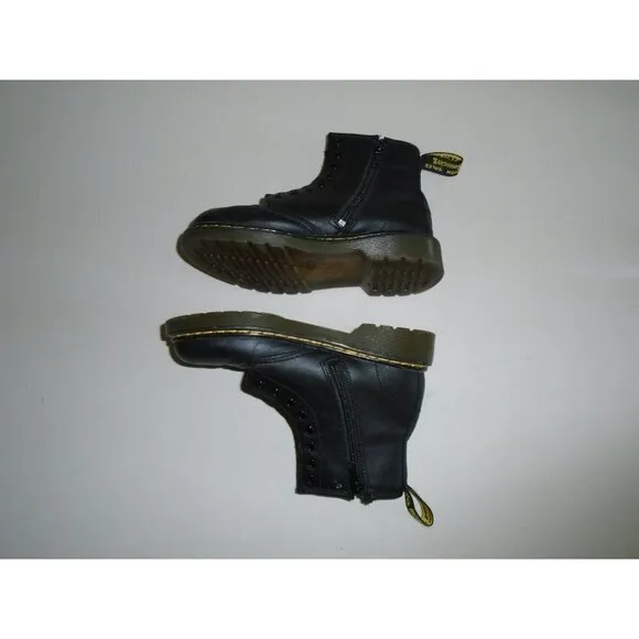 Dr. Martens Airwair Kids 32EU - US1 - Flaws