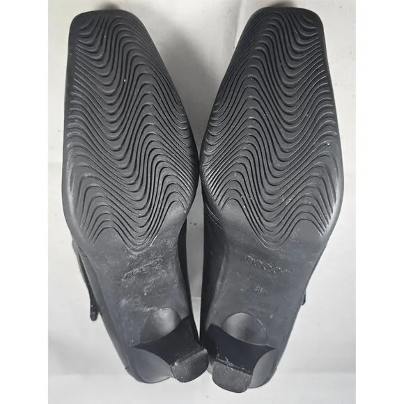Ecco  Women's Black Leather Heels Shoes Size 7.5