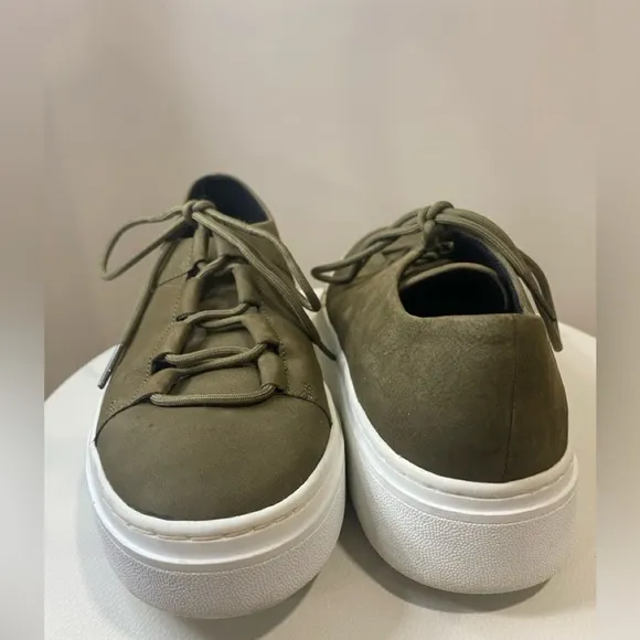 Eileen Fisher Prescot Sneaker 6.5 Olive Green Nubuck Platform Lace-Up Shoes