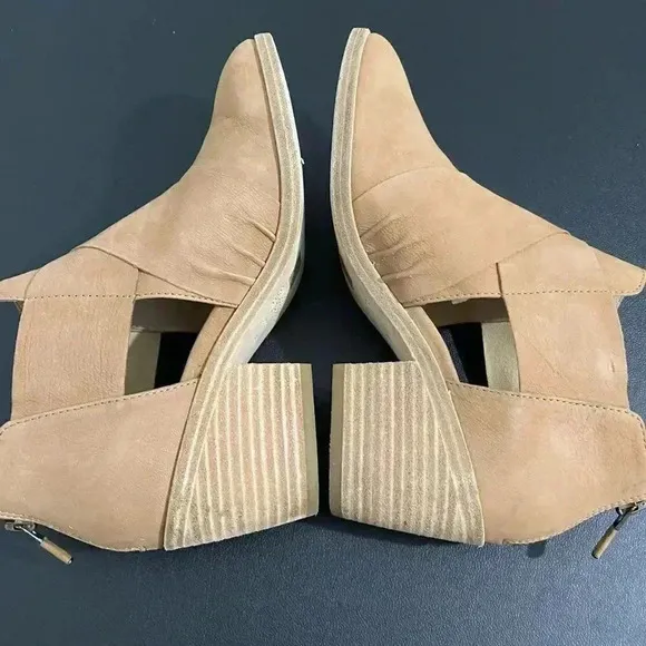 Eileen Fisher Shoes Booties Cut Out Tan Leather Minimalist Modern Classic