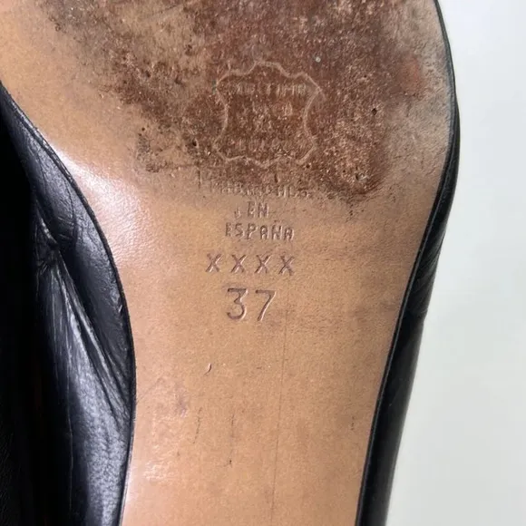 el corte ingles black leather kitten heel shoes with gold bow size 37