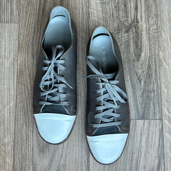 Emporio Armani Grey Leather Sneakers | 43