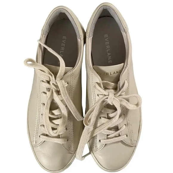 Everlane The Day Sneaker in Parchment leather low top lace up round toe cream 6
