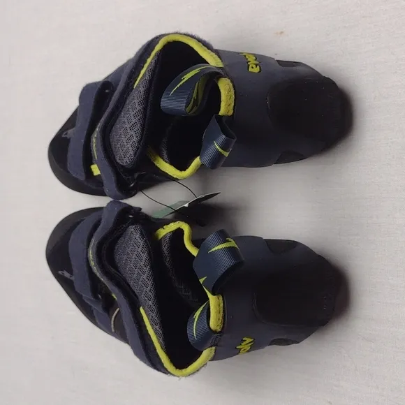EVOLV Defy Blue Mountain Rock Climbing Athletic Shoes