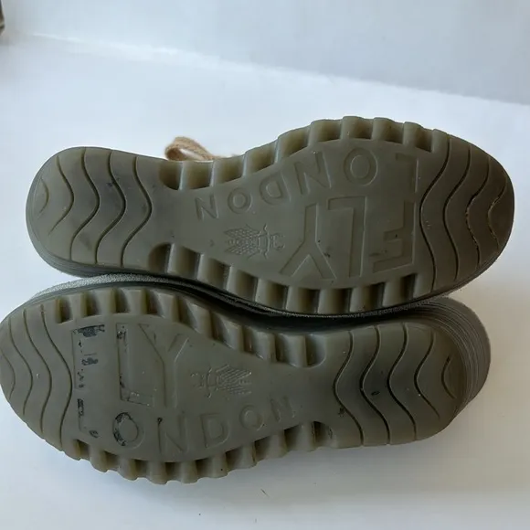 Fly London laceUp sandal comfortable size 36 Fly London comfort walking shoe