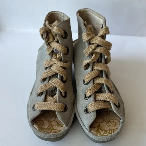 Fly London laceUp sandal comfortable size 36 Fly London comfort walking shoe